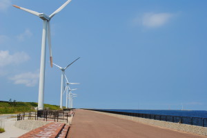 響灘の風力発電（洋上と陸上）